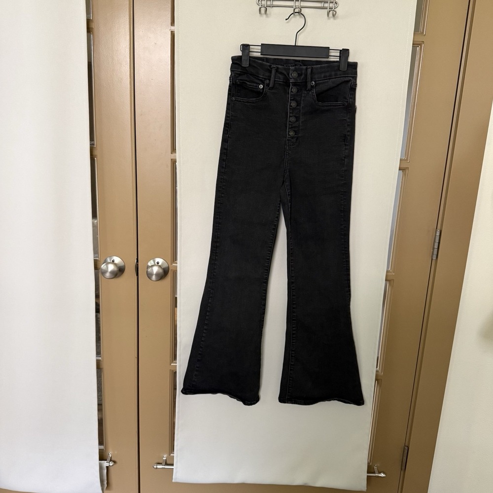American Eagle Womens 6 Black Curvy Highest Rise Flare Button Fly Jeans Denim